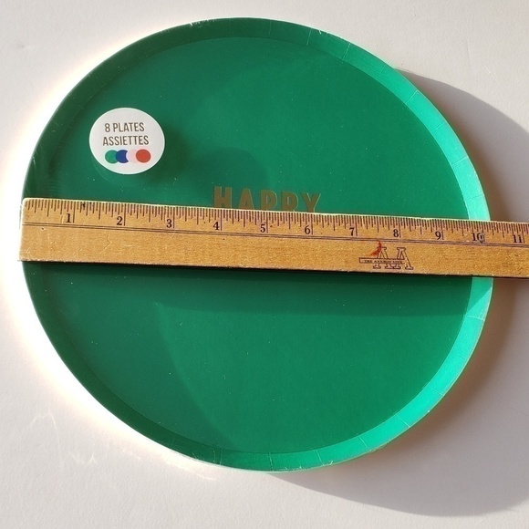 NWT - Meri Meri Round Happy Birthday Plates (set of 16) 10" - Picture 3 of 4